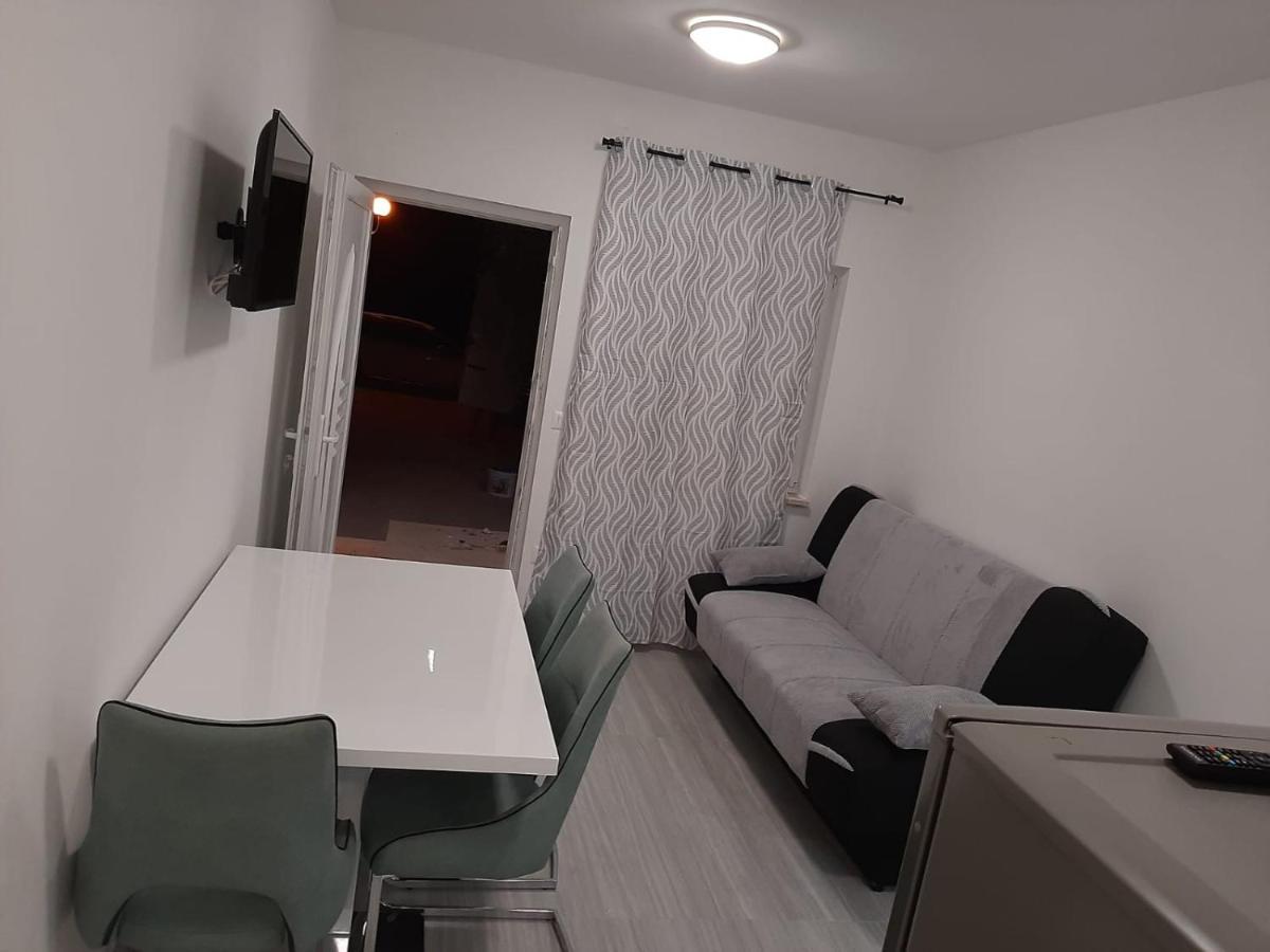 Apartmani Benjamin Bibinje Zewnętrze zdjęcie