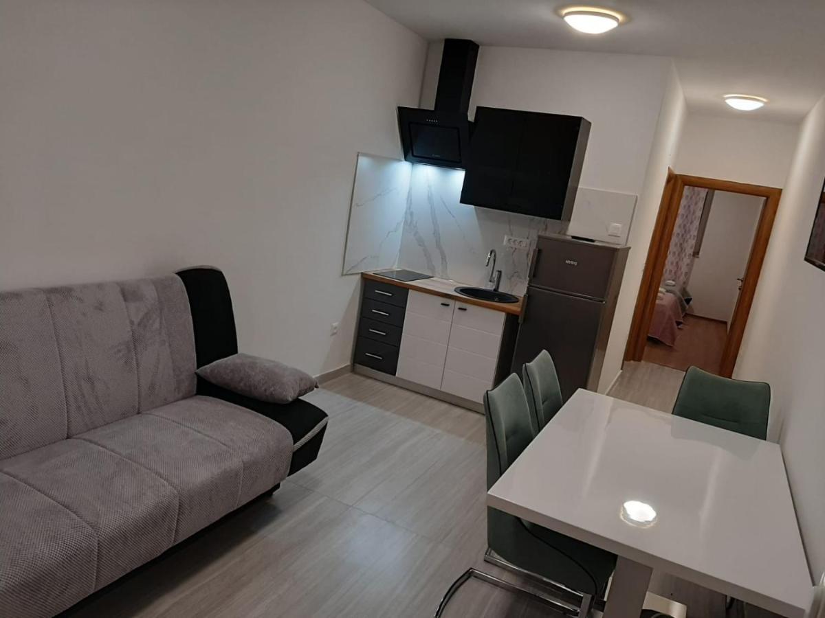 Apartmani Benjamin Bibinje Zewnętrze zdjęcie